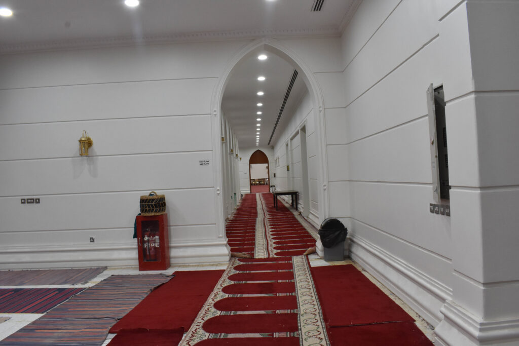 أعمال الصيانة الجذرية بمواقع مختلفة للمساجد بوزارة الأوقاف والشئون الإسلامية بمحافظة حولي، المنطقة الثانية (8)