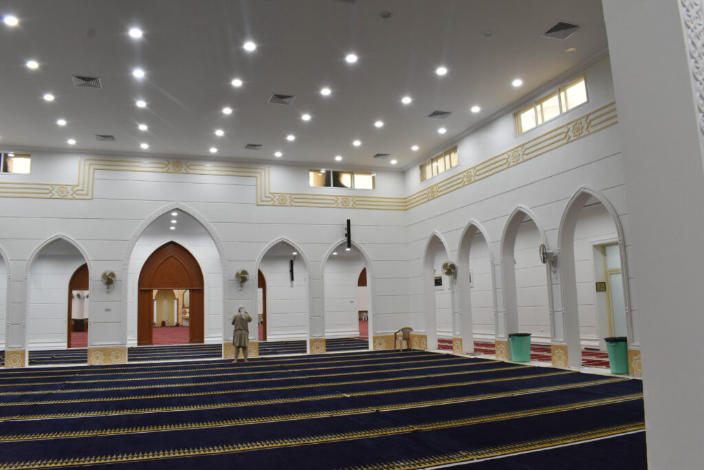 أعمال الصيانة الجذرية بمواقع مختلفة للمساجد بوزارة الأوقاف والشئون الإسلامية بمحافظة حولي، المنطقة الثانية (9)